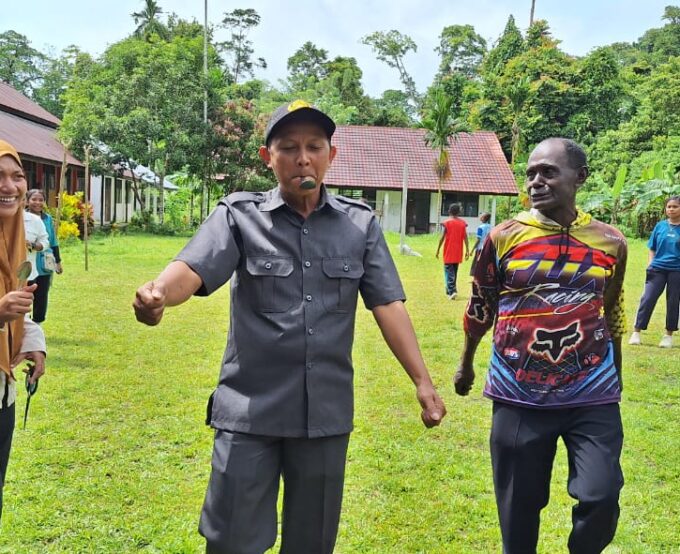 Mendekatkan Diri pada Sastra: Diskusi Buku dan Klub Penulis di Sekolah